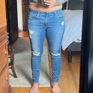 AG The Middi Ankle step-cut Very Very good condition. Like New. Beautiful